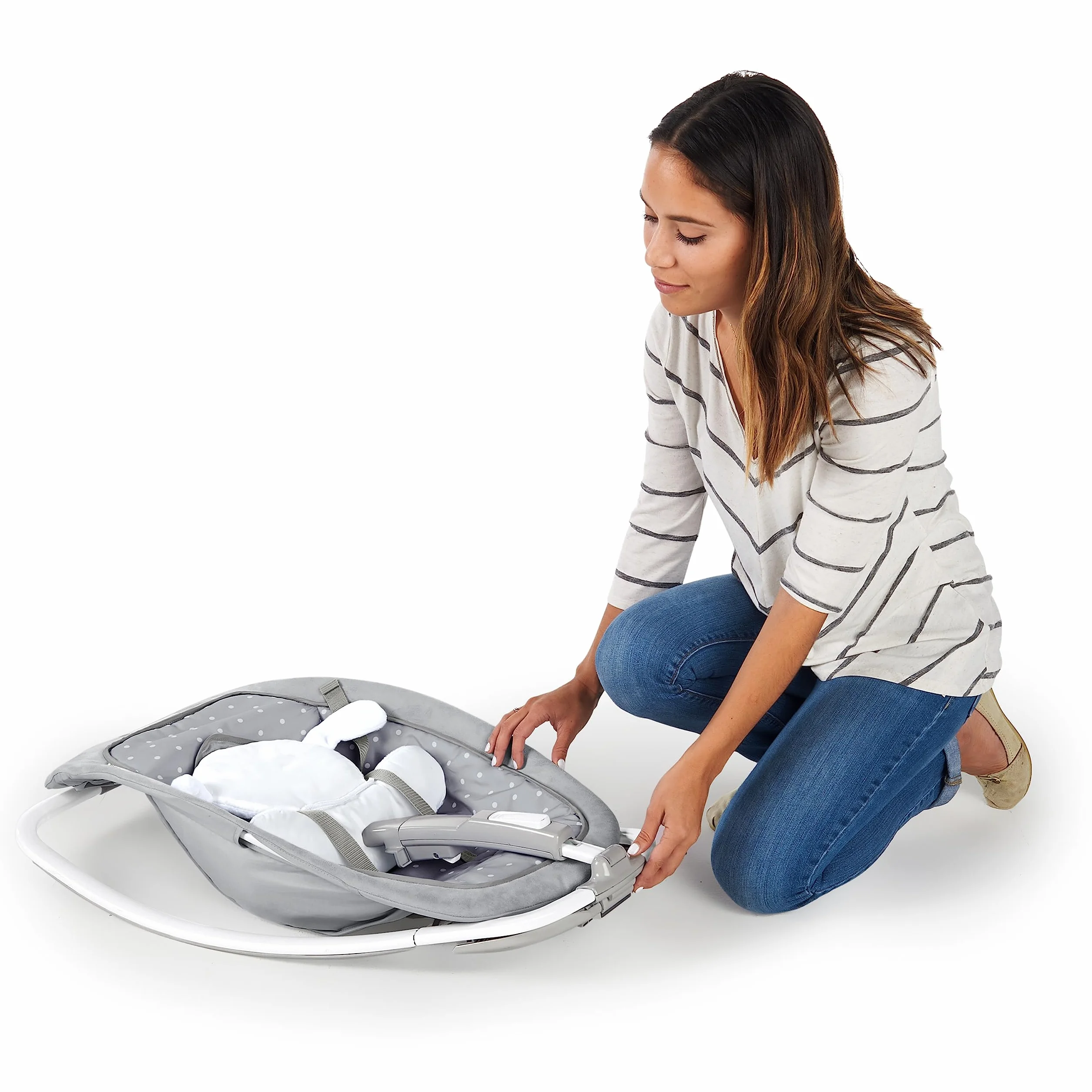 Ingenuity Altalena e Sdraietta 2 in 1 Leggera da Neonato a Bambino - Tappetino Pancino, Vibrazioni e Suoni, 0-30 Mesi Fino a 18 kg (Cuddle Lamb)