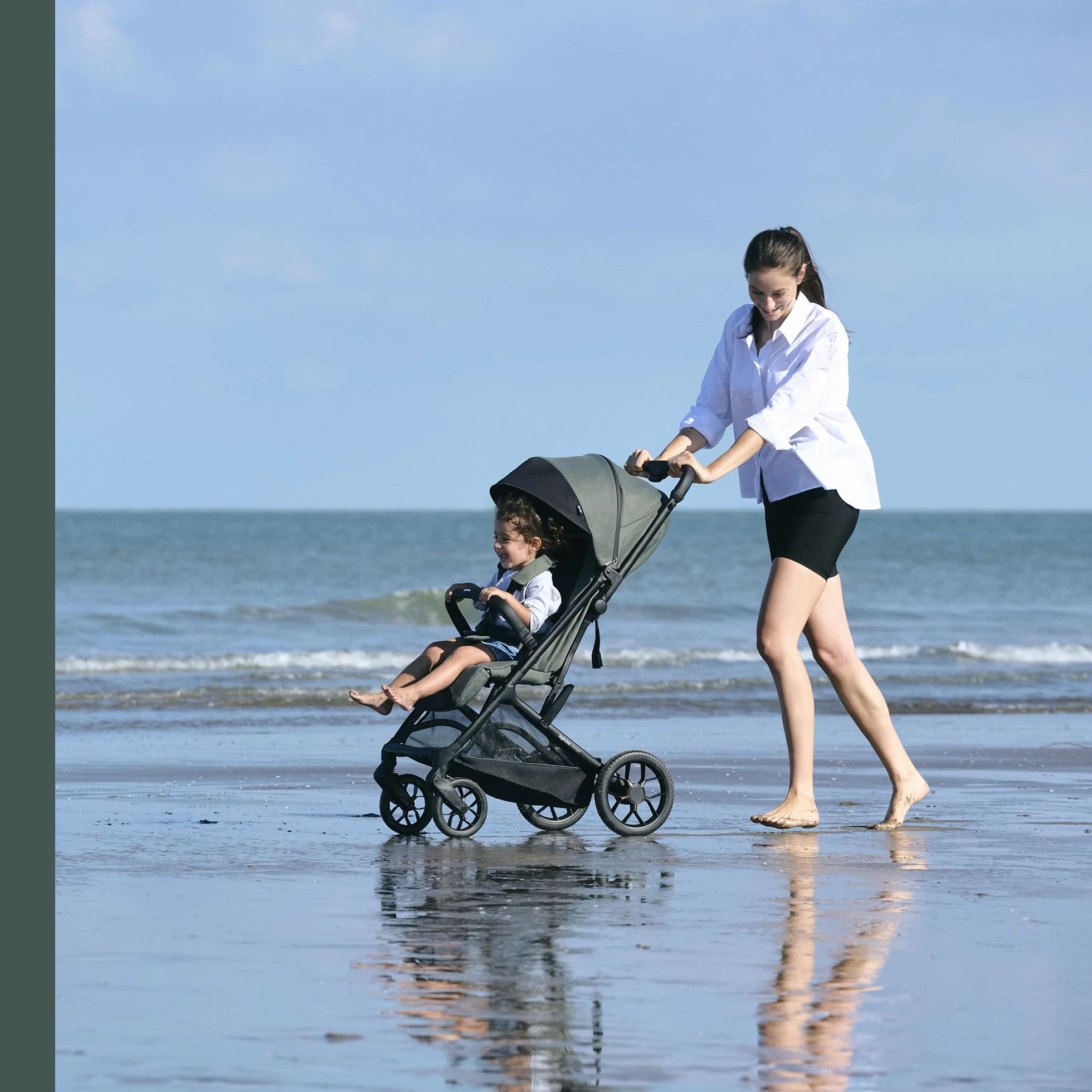 Inglesina Maior Passeggino Compatto 7,9 kg, Ruote Grandi Ammortizzate, Seduta Ampia All Season, UPF 50+, fino a 22 kg, Taiga Green