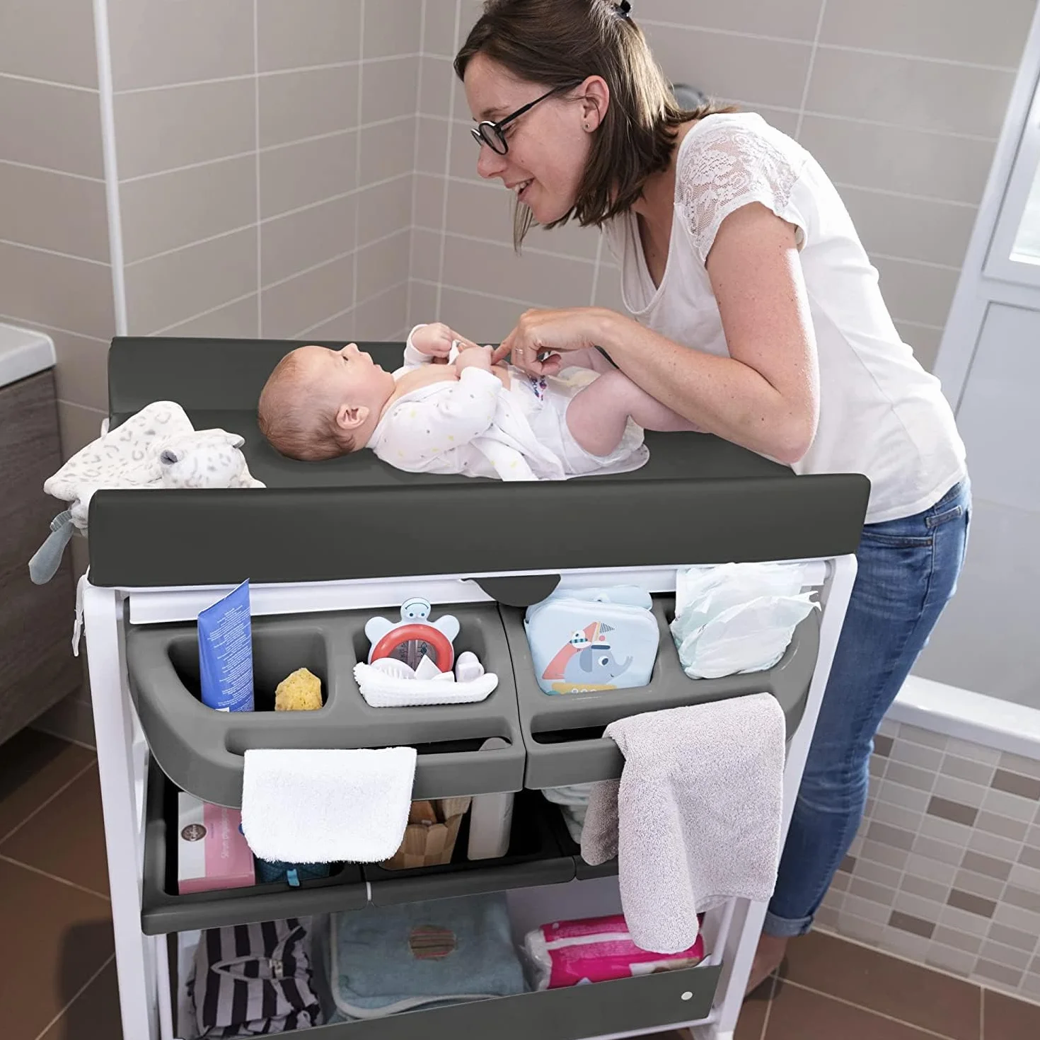 Bebeconfort Dolphy Fasciatoio 2 in 1 con Vaschetta Bagnetto, 0-12 Mesi (max 11kg), Ruote, Cassettiera, Grey Mist