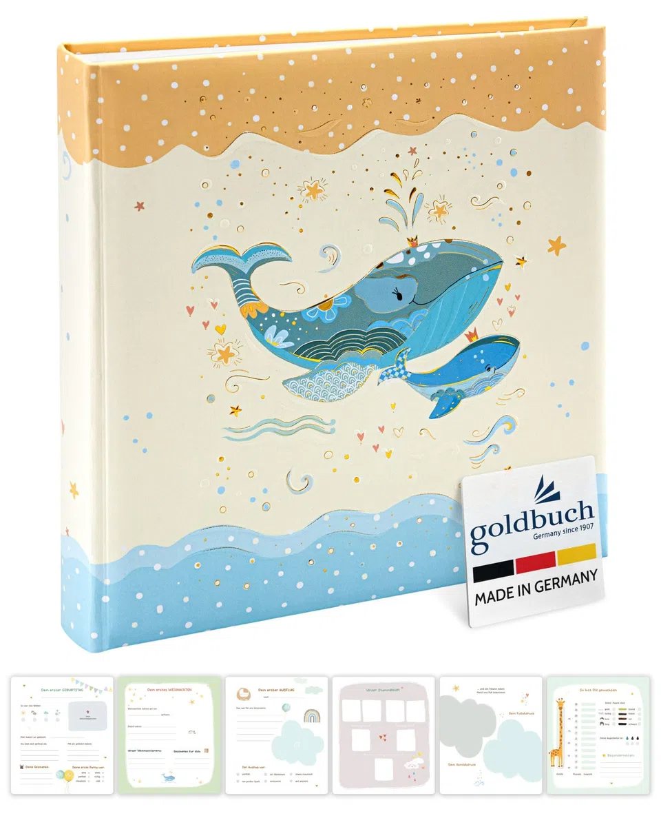 goldbuch 15 395 Blue Whale - Album fotografico per neonati, 30 x 31 x 4 cm, 58 pagine bianche e 4 pagine illustrate, copertina in stampa con motivo balena, album, album fotografico, colore: Beige/Blu