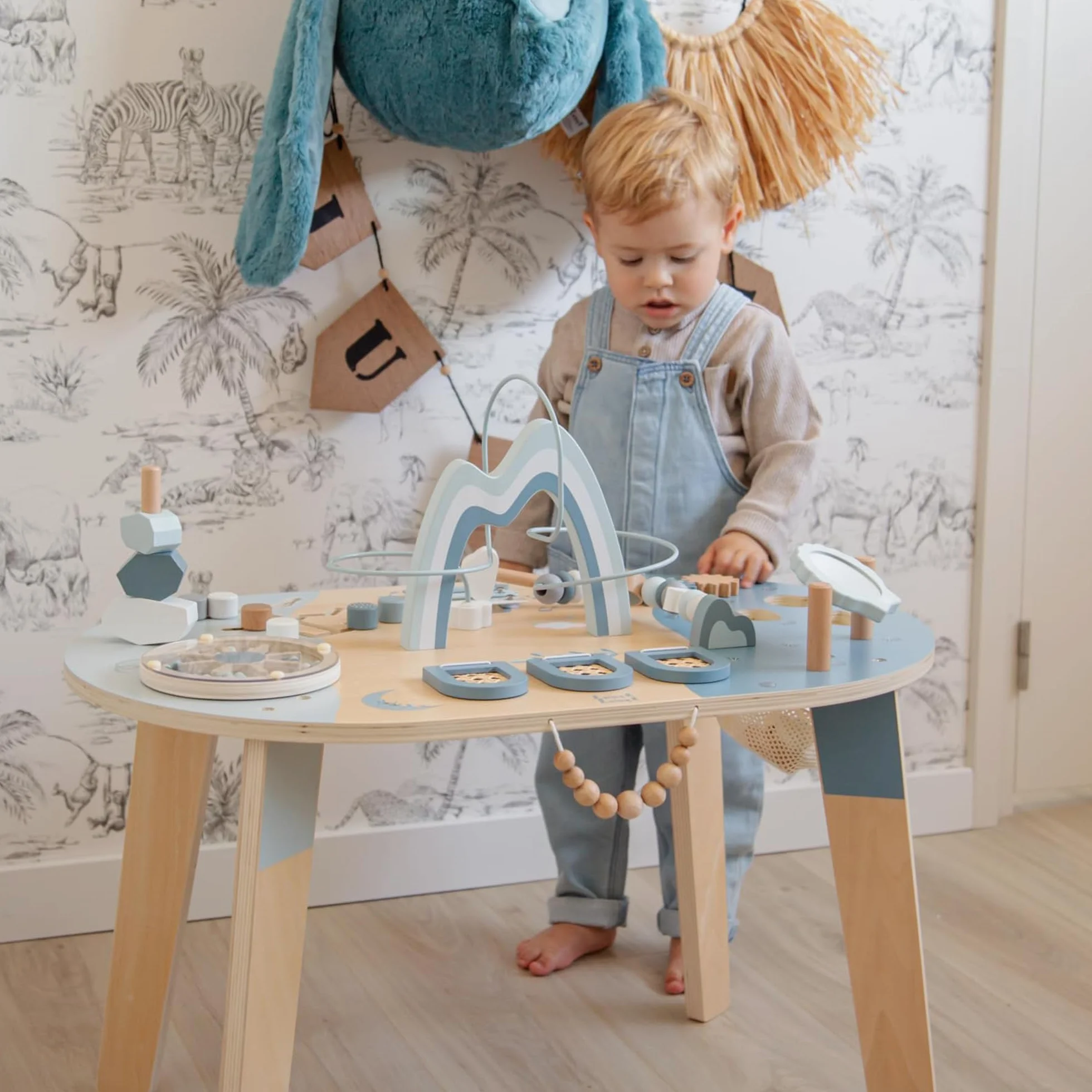Label Label Personalizzato Tavolo attività in Legno Blu – stimola la motricità fine & Gioco sensoriale per Bambini dai 24 Mesi
