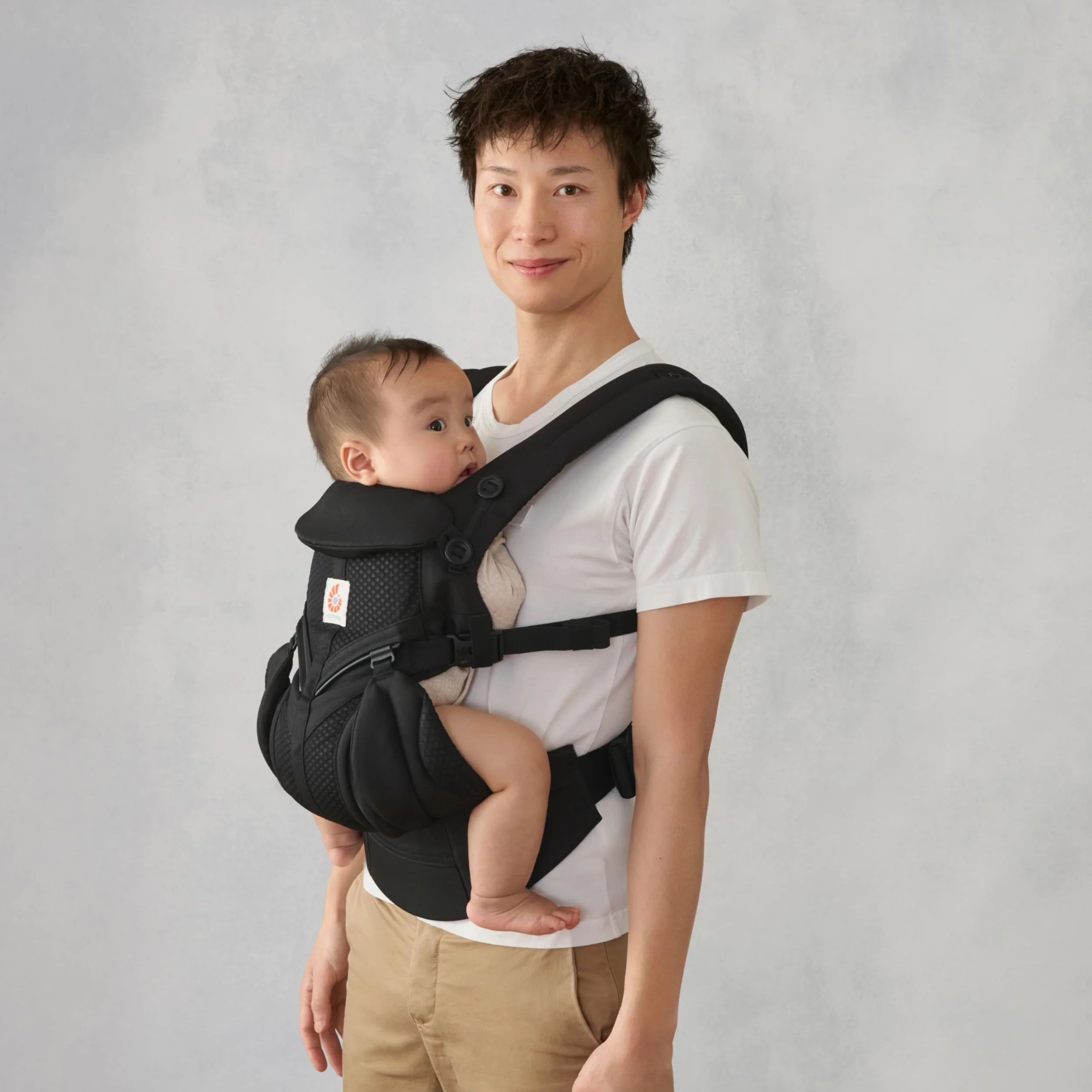 Ergobaby Omni 360 Cool Air Mesh Marsupio Neonati Ergonomico 0 36 Mesi, 4-in-1 Zaino Porta Bebe Traspirante, Onyx Black