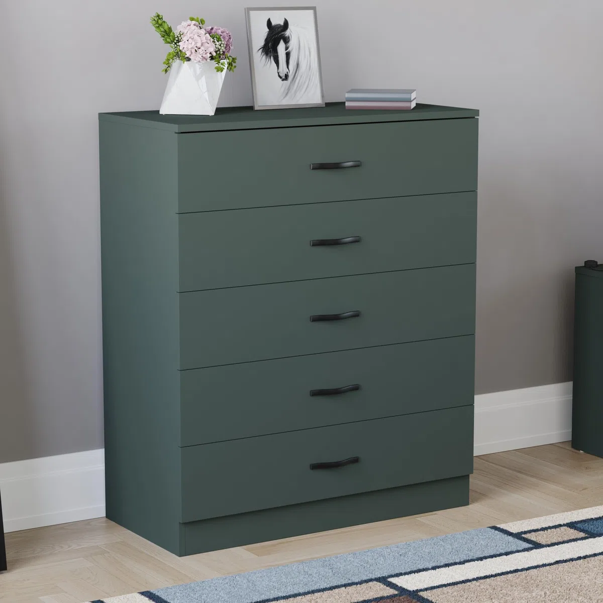 Vida Designs Cassettiera Jasper verde, 5 cassetti con maniglie e guide in metallo, unico supporto anti-piegatura, mobili per camera da letto Riano
