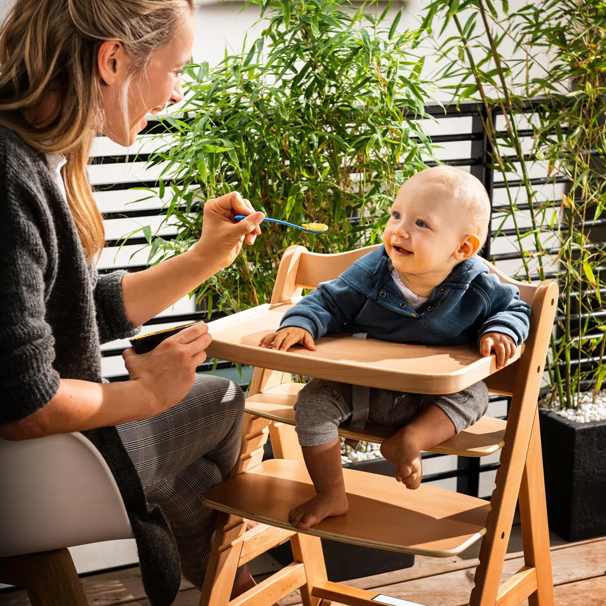 hauck Sediolone Pappa Alpha Move Newborn Set - Seggiolone Pappa Legno Evolutivo Da 0 Mesi con Sdraietta Dondolo Neonati, Cuscino e Vassoio - Legno, Beige