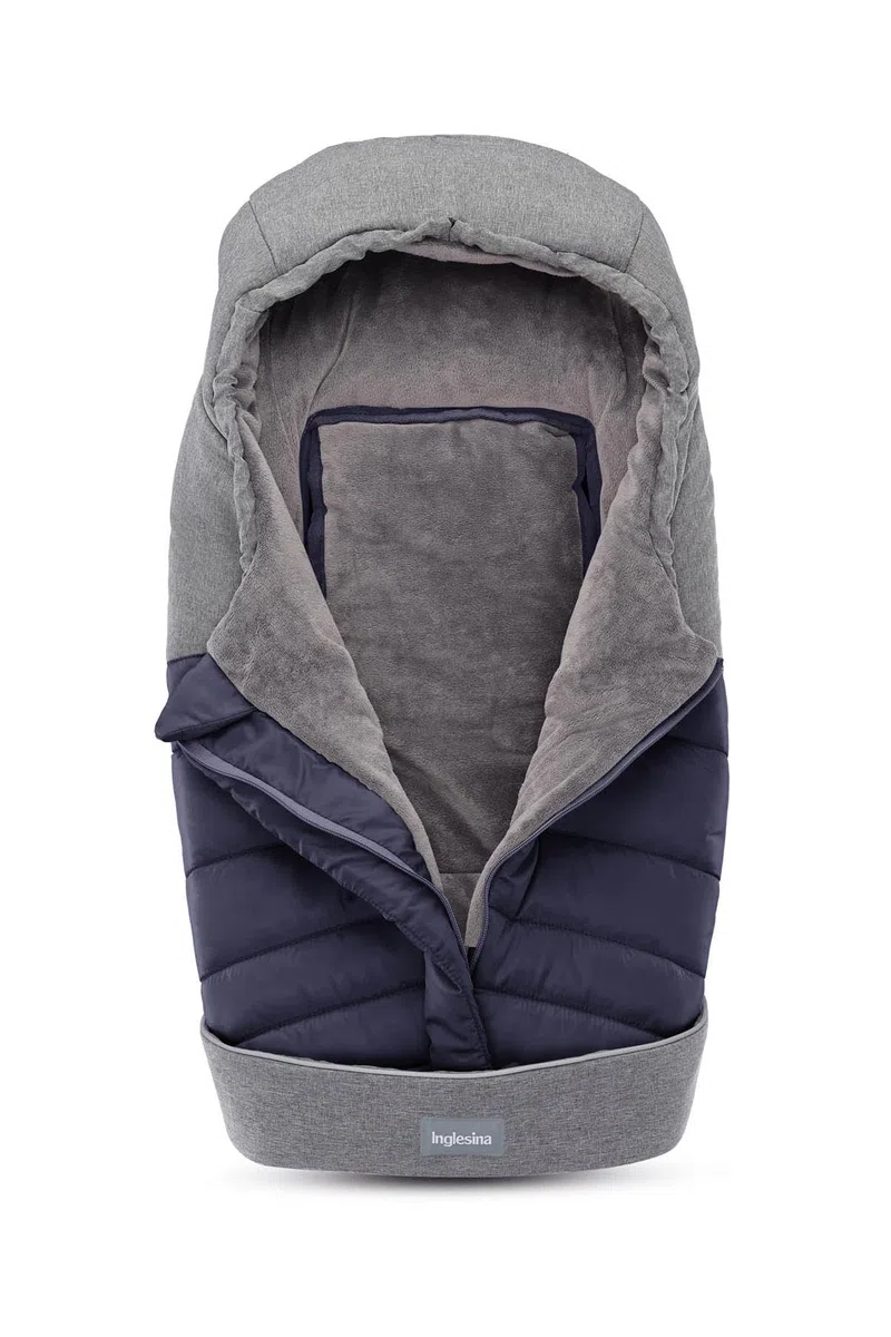 Inglesina Sacco Invernale Termico, Blu, Caldo per Culla, Tessuto Impermeabile, Interno Soffice e Morbido, 42 x 77 cm
