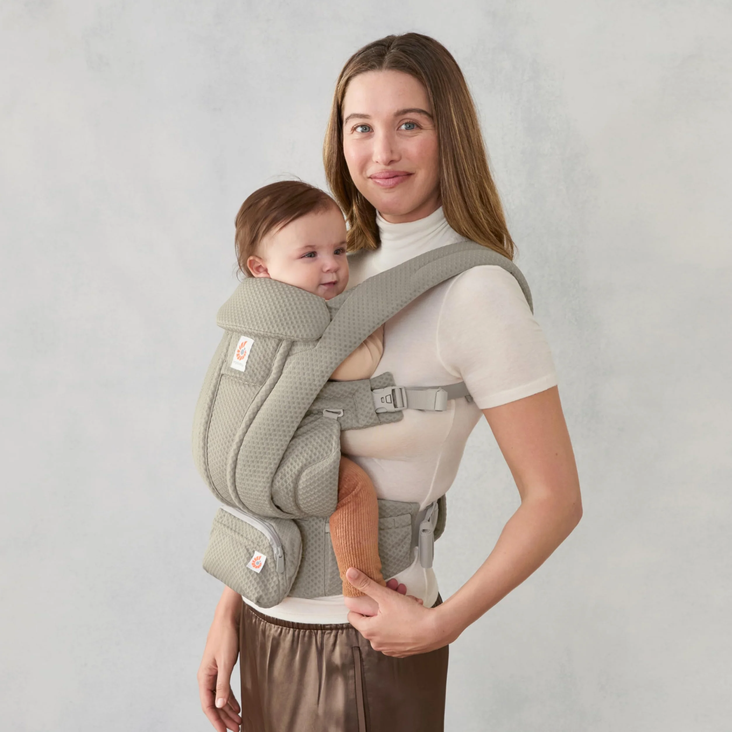 Ergobaby Omni Deluxe - Marsupio ergonomico a 4 posizioni in rete per neonati fino a 20 kg, sistema da viaggio, colore: verde oliva