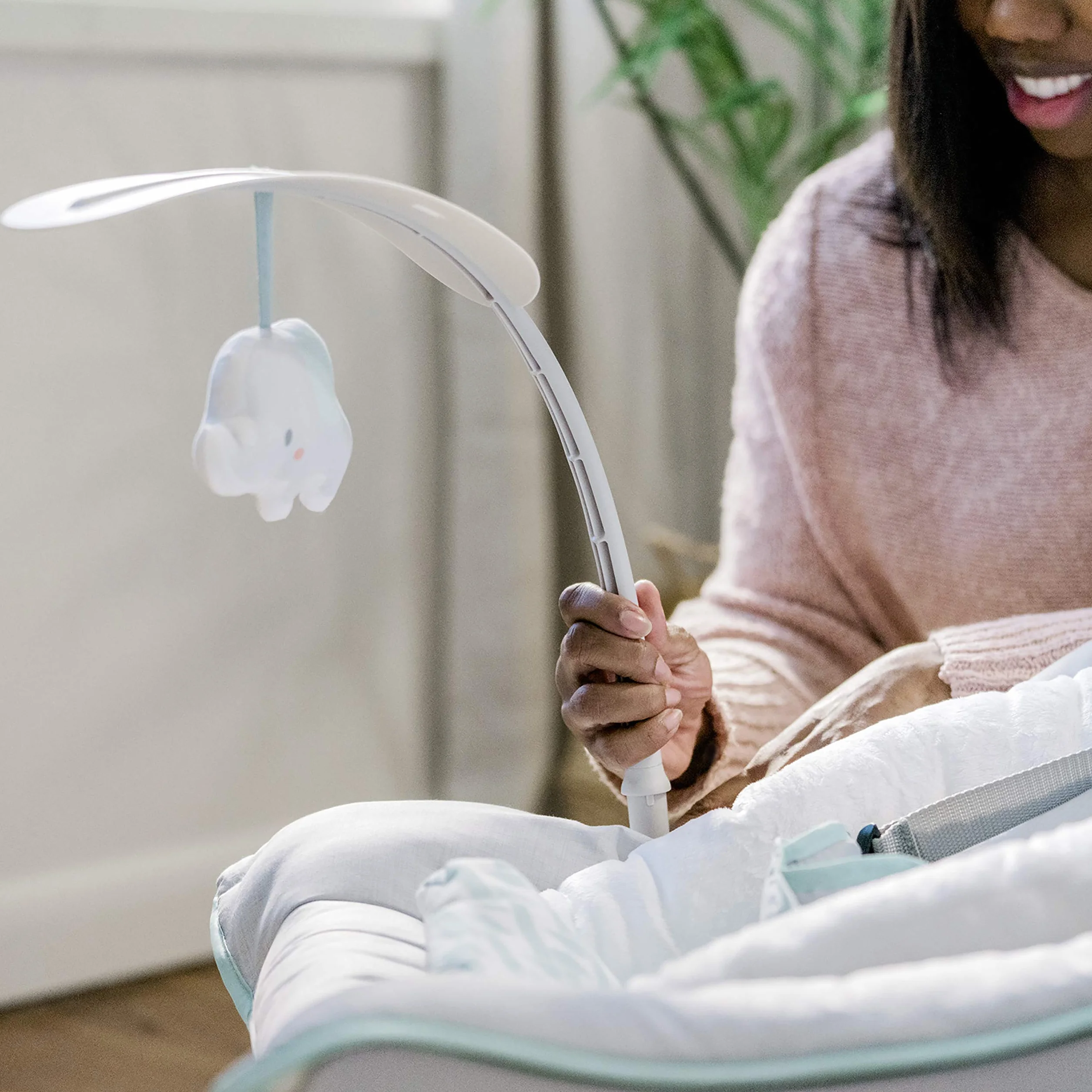 Ingenuity Keep Cozy 3-in-1 Cresci con me sdraietta vibrante per bambini, seggiolino e dondolo da neonato a bambino, vibrazioni e barra portagiochi, 0-30 mesi fino a 18 Kg (Weaver)