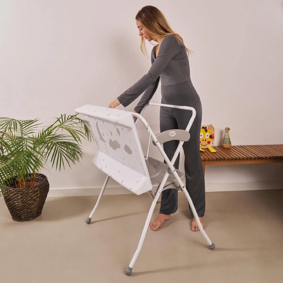 Ms BabyWorld ZOE Vasca da bagno con gambe, fasciatoio, cuscino riduttore e cestino portaoggetti, comodo, facile da riporre, con tappo e gambe antiscivolo, vasca da bagno pieghevole e portatile (Verde)