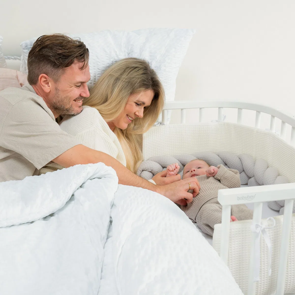 babybay Paracolpi in rete a nido d'ape, adatto per modello Maxi, Molle, Comfort e Comfort Plus, bianco