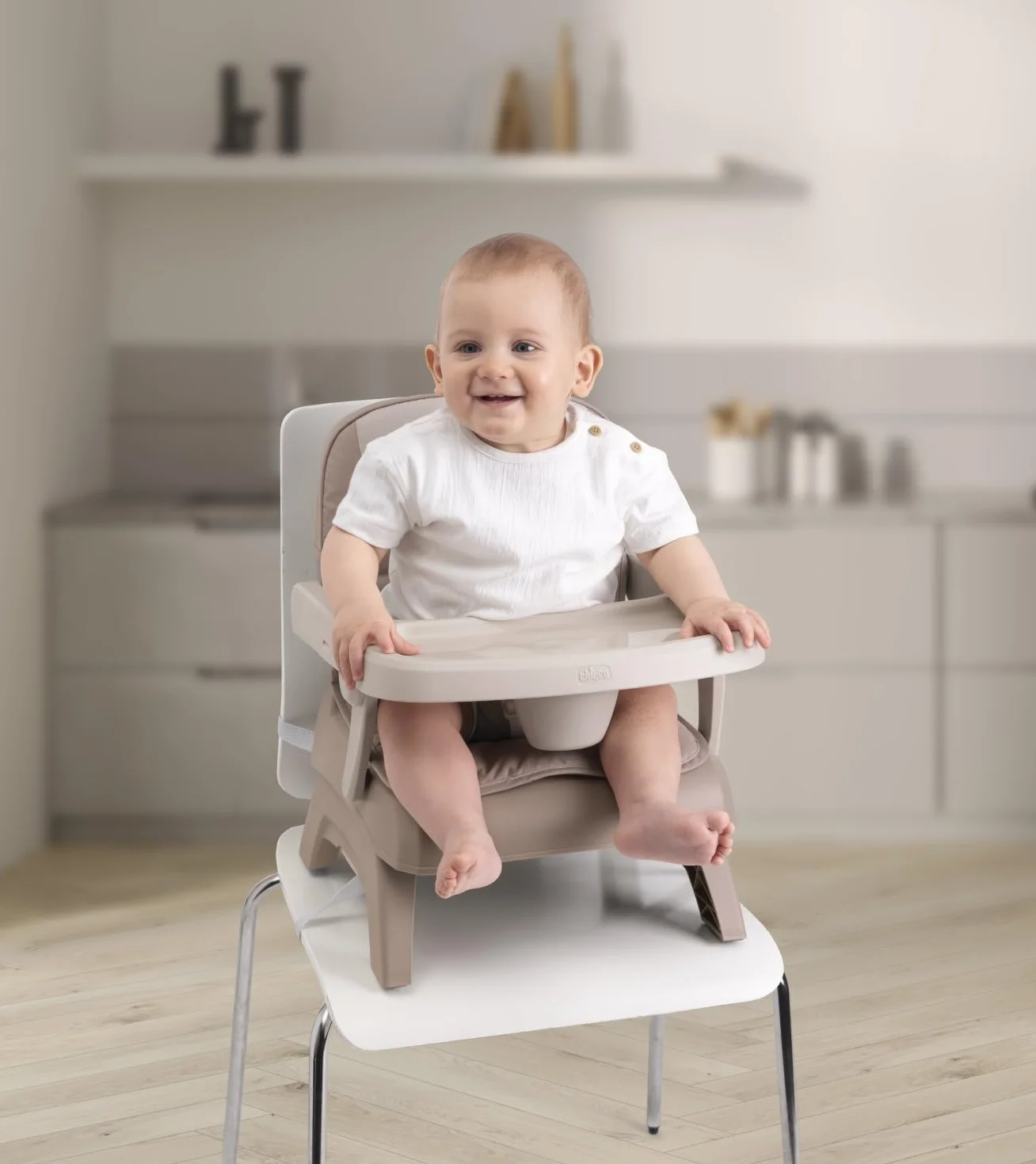 Chicco Bento Rialzo Sedia per Bambini 6-36 Mesi Seggiolino Pappa Alzasedia da Tavolo Portatile Altezza Regolabile Vassoio Rimovibile