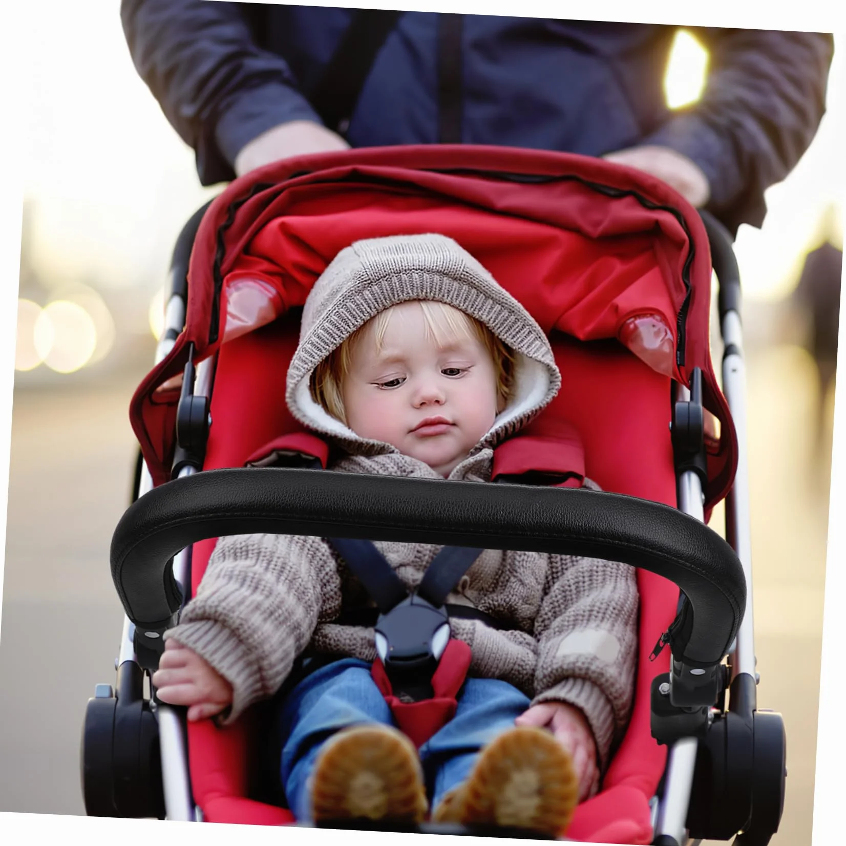 Supporto di sicurezza per passeggino regolabile in PU con impugnatura ammortizzante rimovibile per modelli di passeggini, traspirante e antistrappo semplice