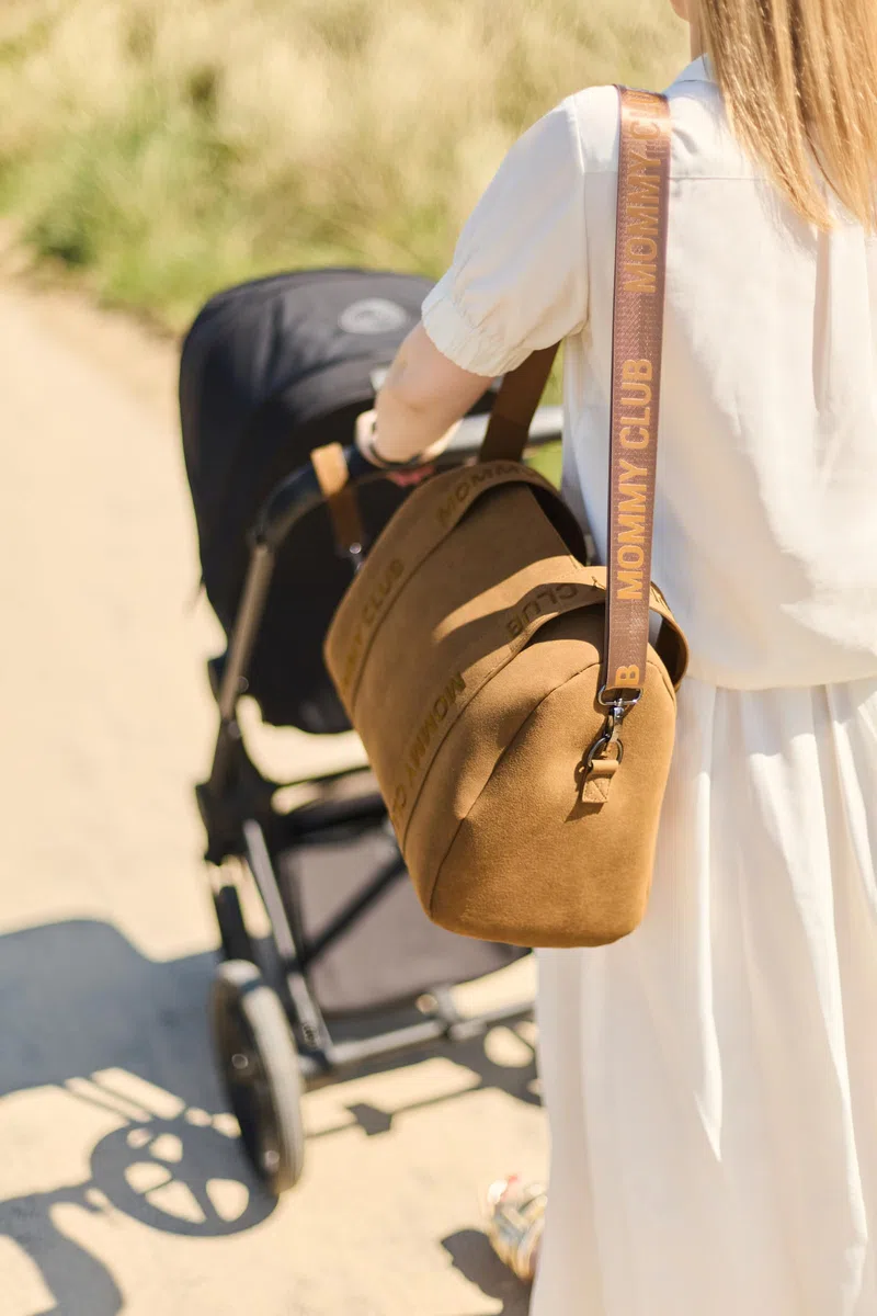 CHILDHOME, Borsa fasciatoio per neonati, Mommy Bag, Materassino fasciatoio incluso, Numerosi scomparti, Agganci per passeggino, Tracolla, Materiale scamosciato, 22 L, Mommy Club Signature, Nocciola