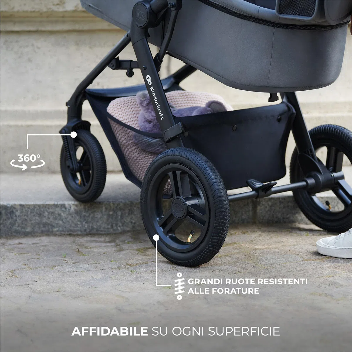 Kinderkraft MOOV XL 3 in 1, Passeggino fino a 27 kg, Carrozzina, Con Seduta I-SIZE 40-75 cm, Pieghevole, Ammortizzatore, Convertibile, Navicella XL, Con Accessori, Grigio Chiaro