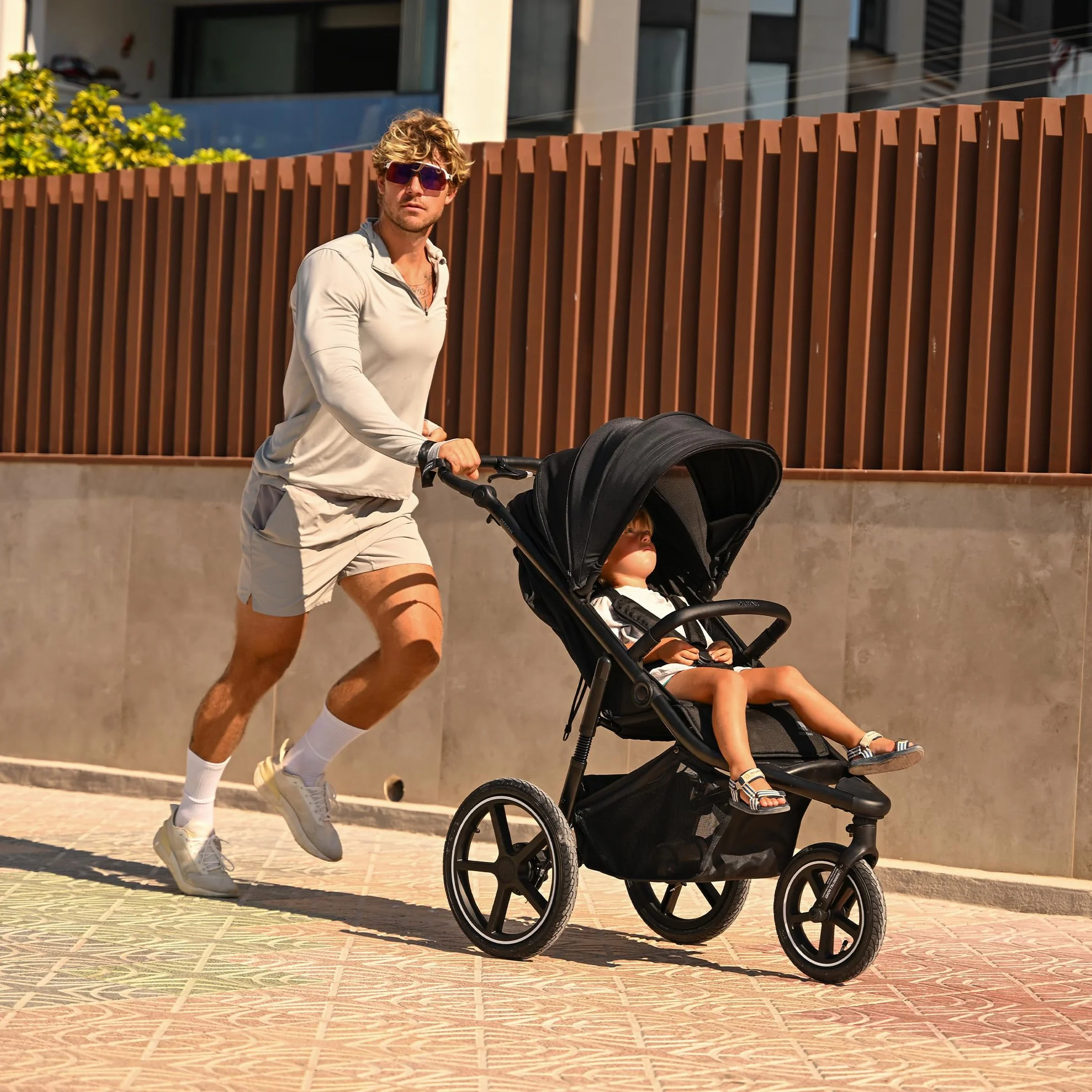 Deryan Bolt Jogger Passeggino combinato per ogni terreno – Pieghevole e portatile – Passeggino per jogging a partire dai 6 mesi (Hazel)