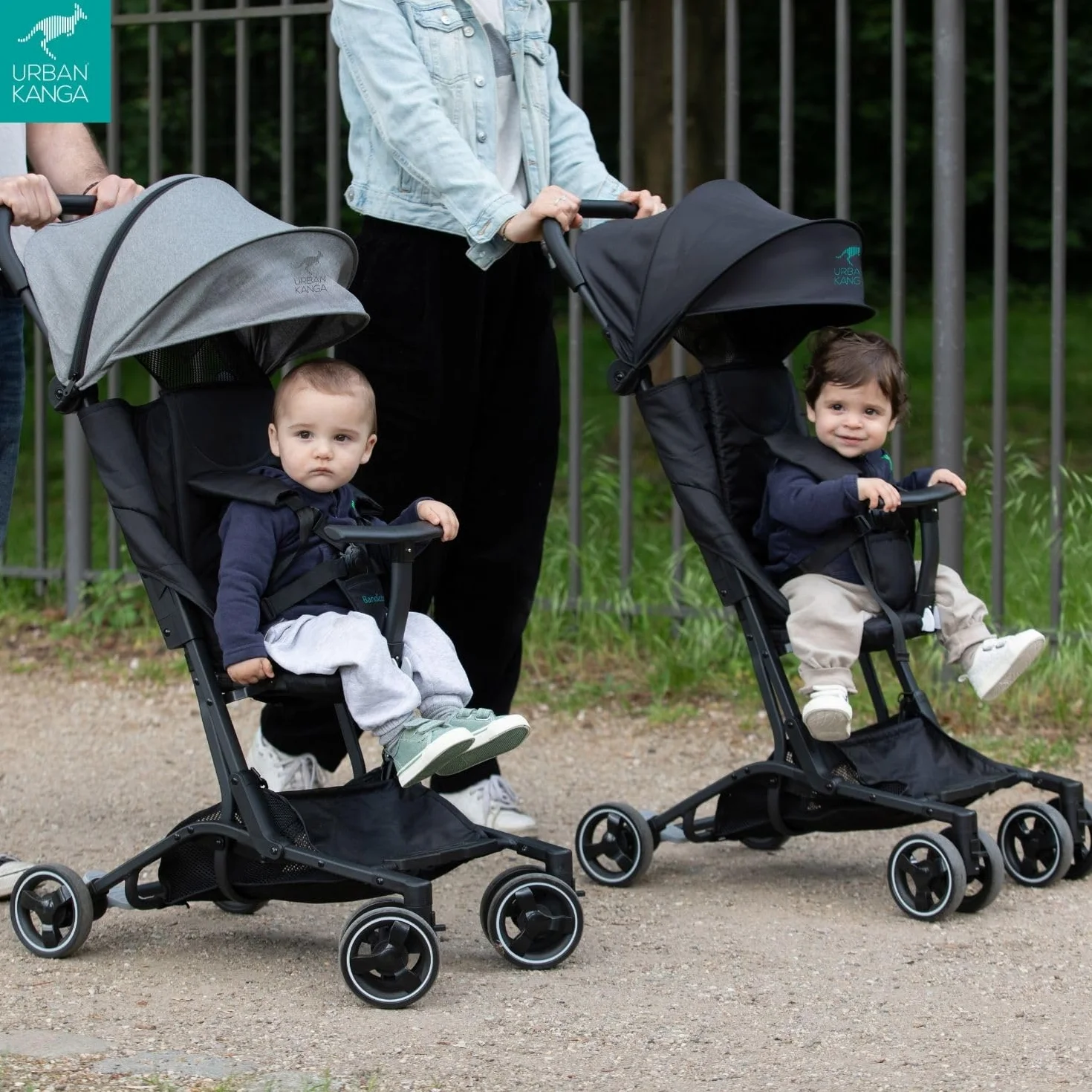 Urban Kanga Bandicoot Passeggino da Viaggio Ultraleggero Pieghevole Compatto fino a 22 kg con Tracolla Copertura Protettiva Midnight Black