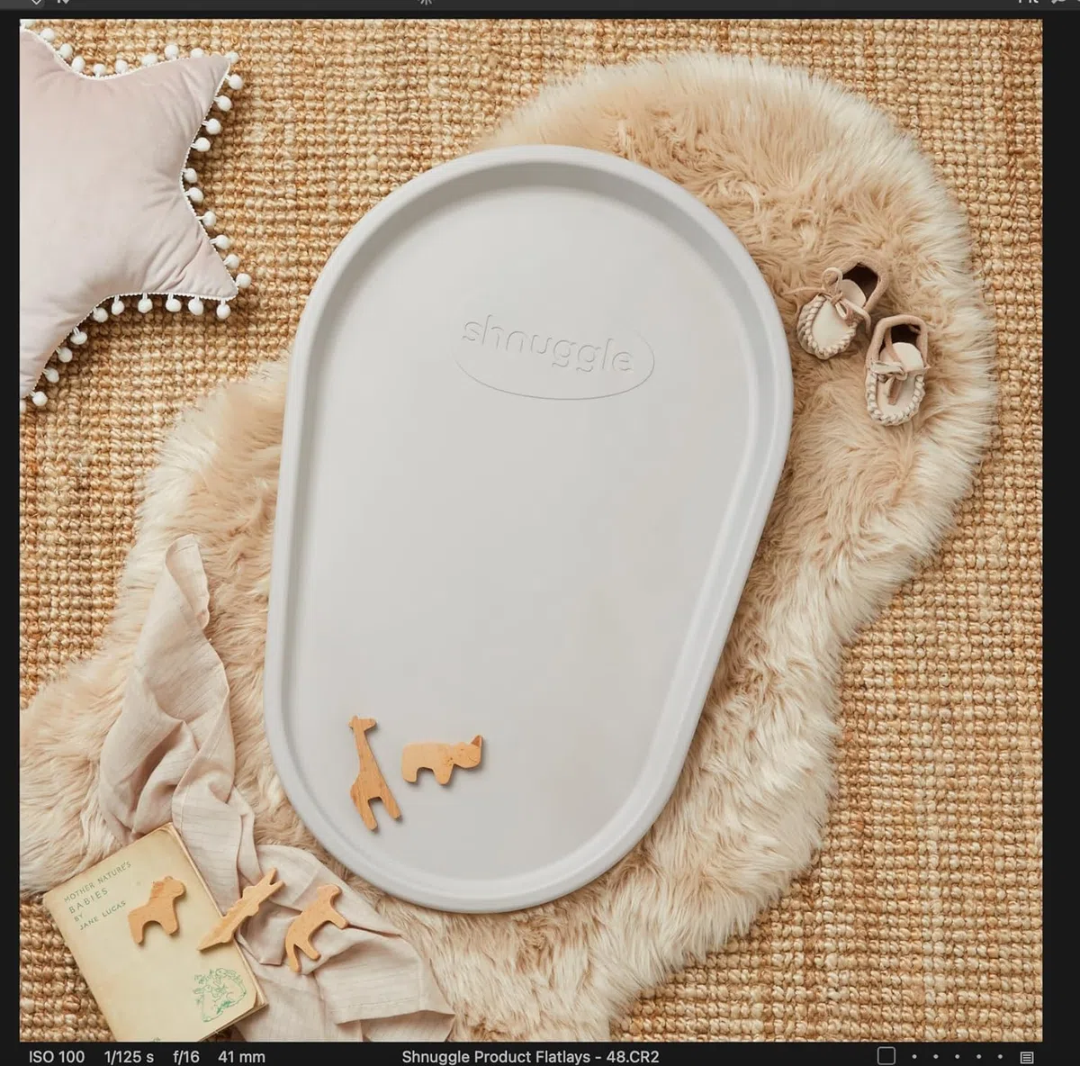Shnuggle Squishy - Fasciatoio per bambini, in schiuma morbida e calda, più bello per i bambini, perfetto per il cambio del pannolino/pannolino, antiscivolo, facile da pulire e lavabile (tortora)