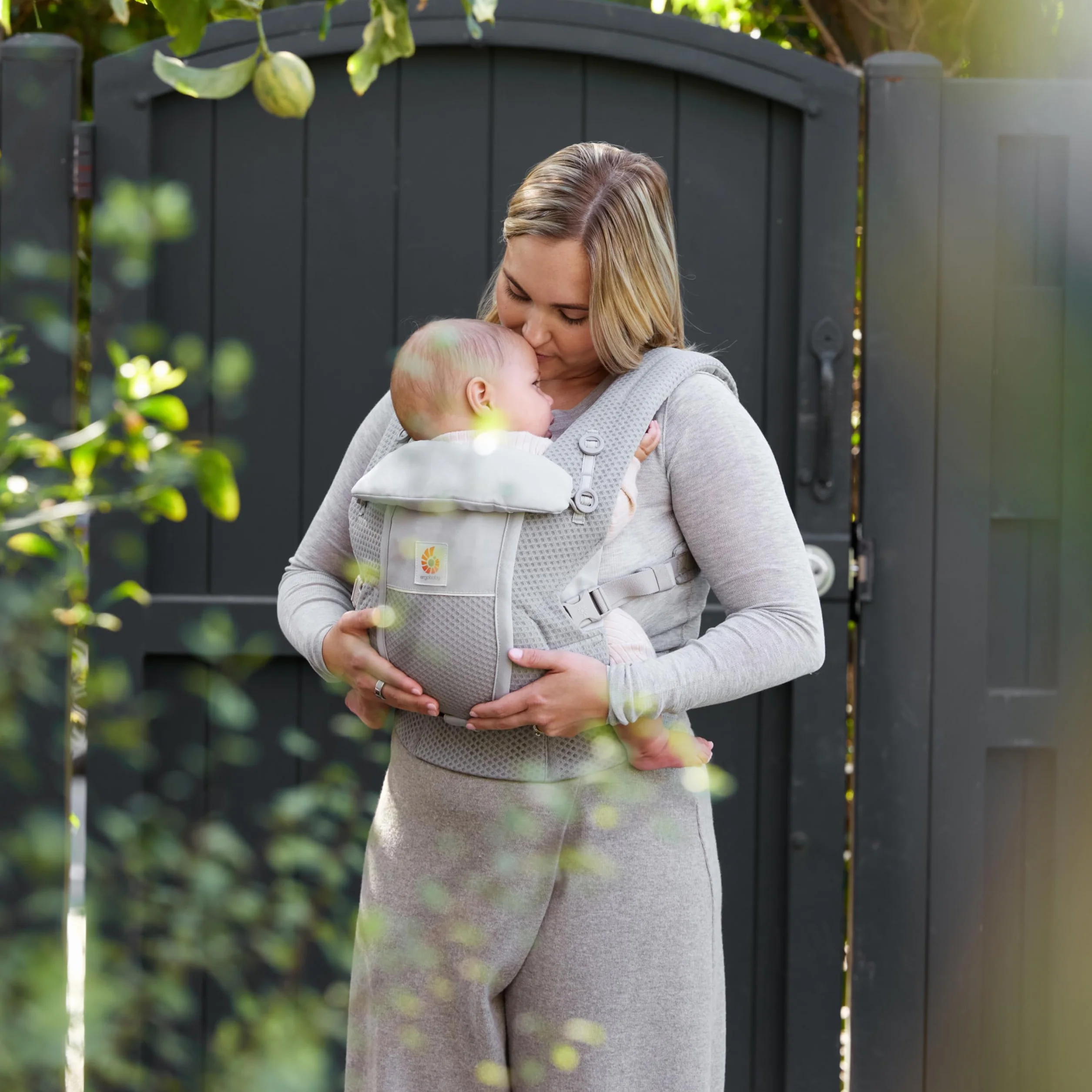Ergobaby Baby Carrier Adapt Soft Flex Mesh Pearl Grey