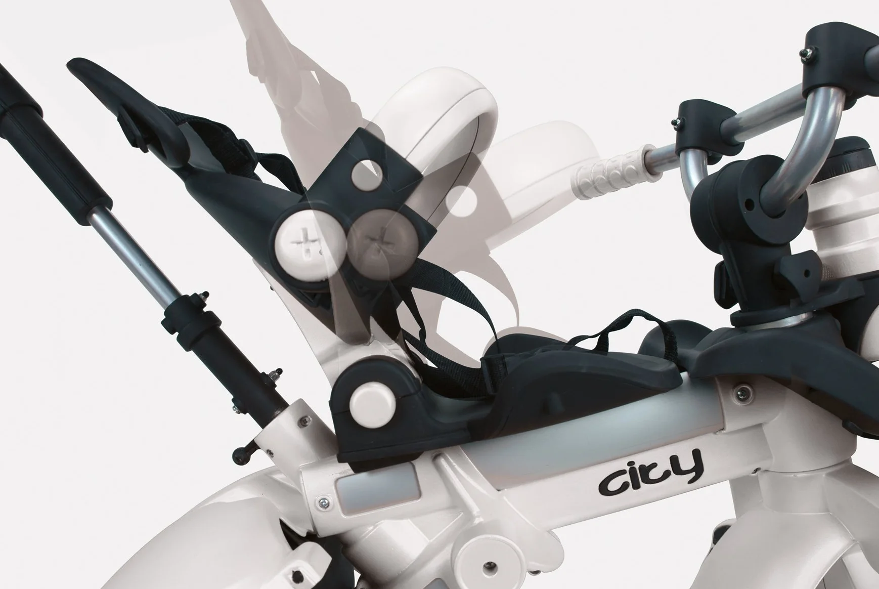 INJUSA Triciclo Passeggino Evolutivo City Max 6 Mesi-3 Anni Bianco