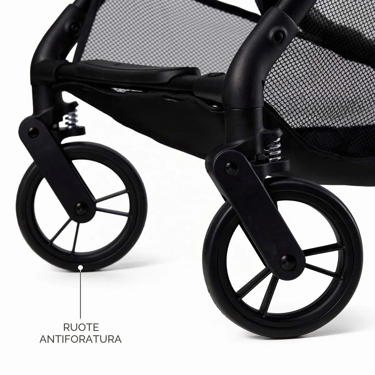 Kinderkraft INDY 3 Passeggino Leggero e Compatto, Chiusura con una Mano, Ultraleggero 7,3 kg, Reclinabile, Cinghia per Trasporto, Ruote Resistenti, Ideale per Viaggi e Città, Nero