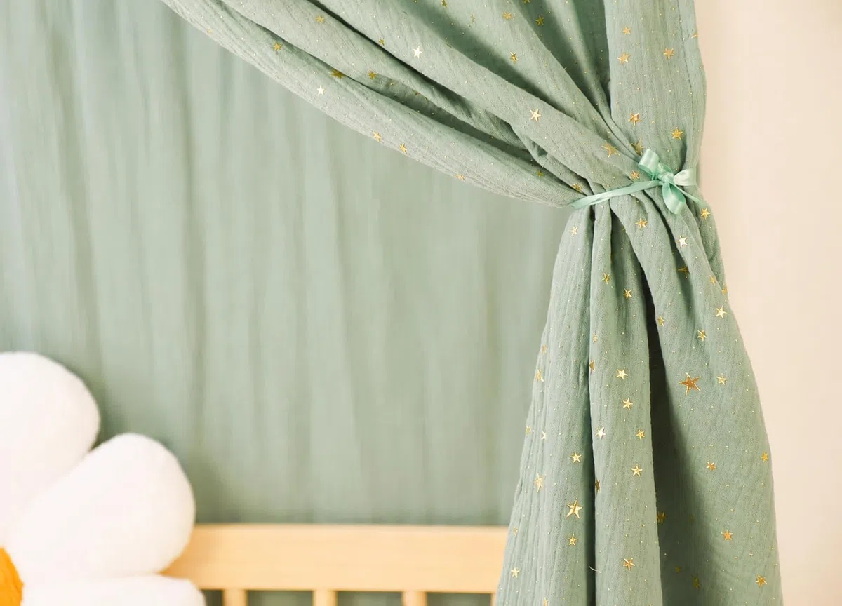 YellowNest Tenda per Letto Montessori (2 Pezzi) - Tenda Letto Bambini per Letto 70x140cm - 100% Mussola di Cotone - Senza Ghirlanda (Eucalipto, 62 x 270 cm (2 Pezzi))