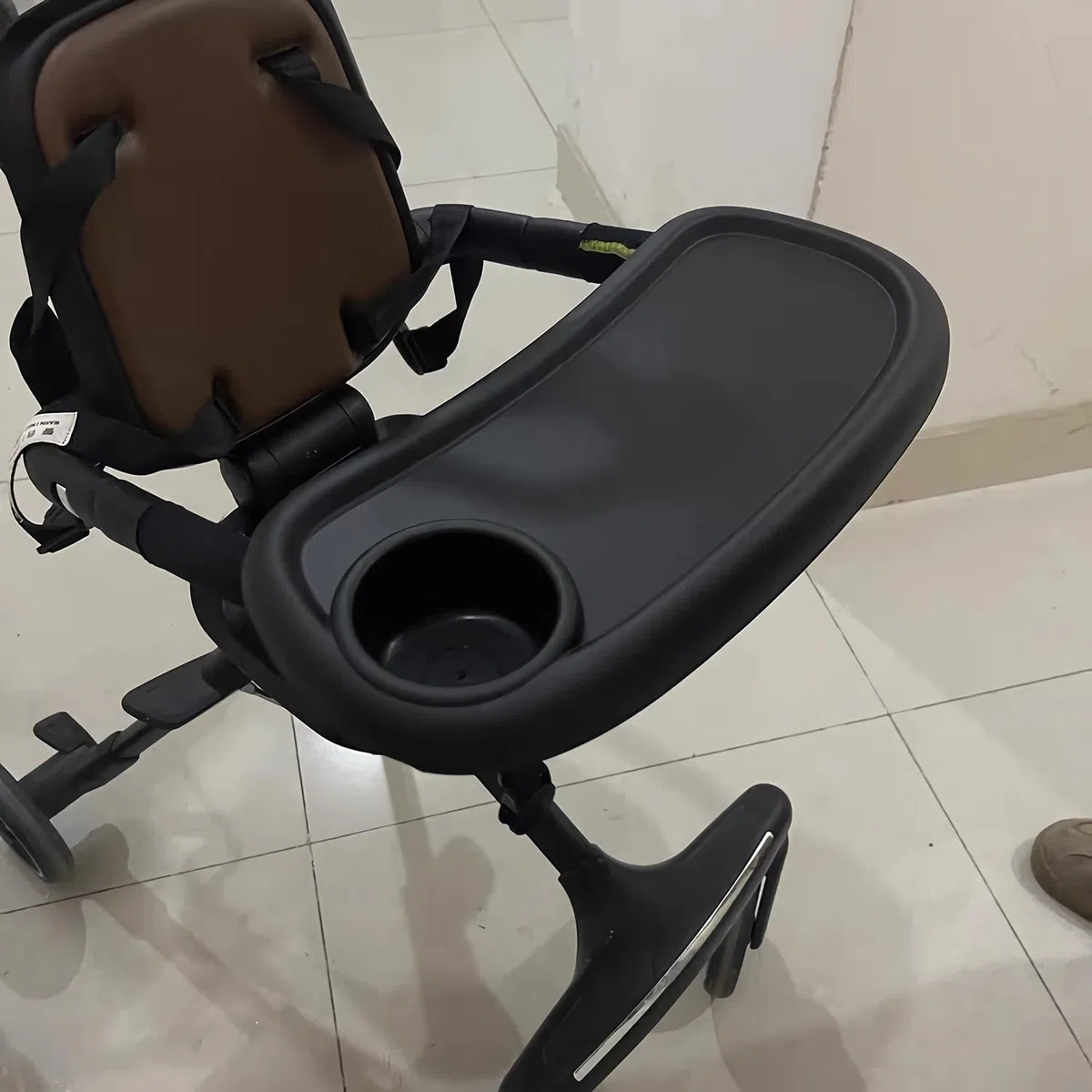 Vassoio Snack Per Carrozzine Portabibite - Passeggino Con Portabicchieri Clip Regolabile Vassoio Portaoggetti Divisorio Per La Maggior Parte Dei Tipi Di Passeggini Con Braccioli Partizione