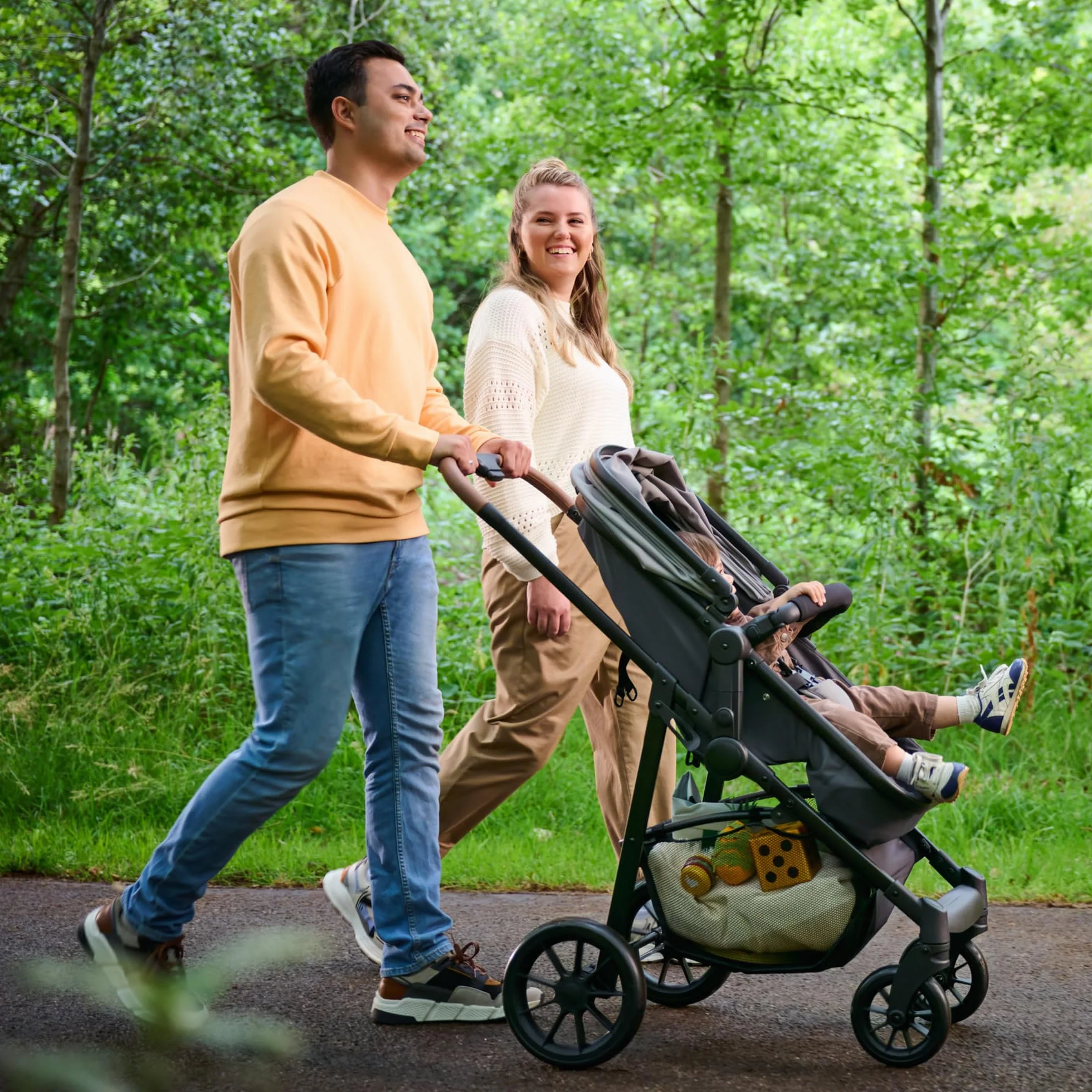 Bebeconfort Haze Trio Lux Passeggino Trio 0-4 anni 22 kg 2 in 1 Tinted Grey