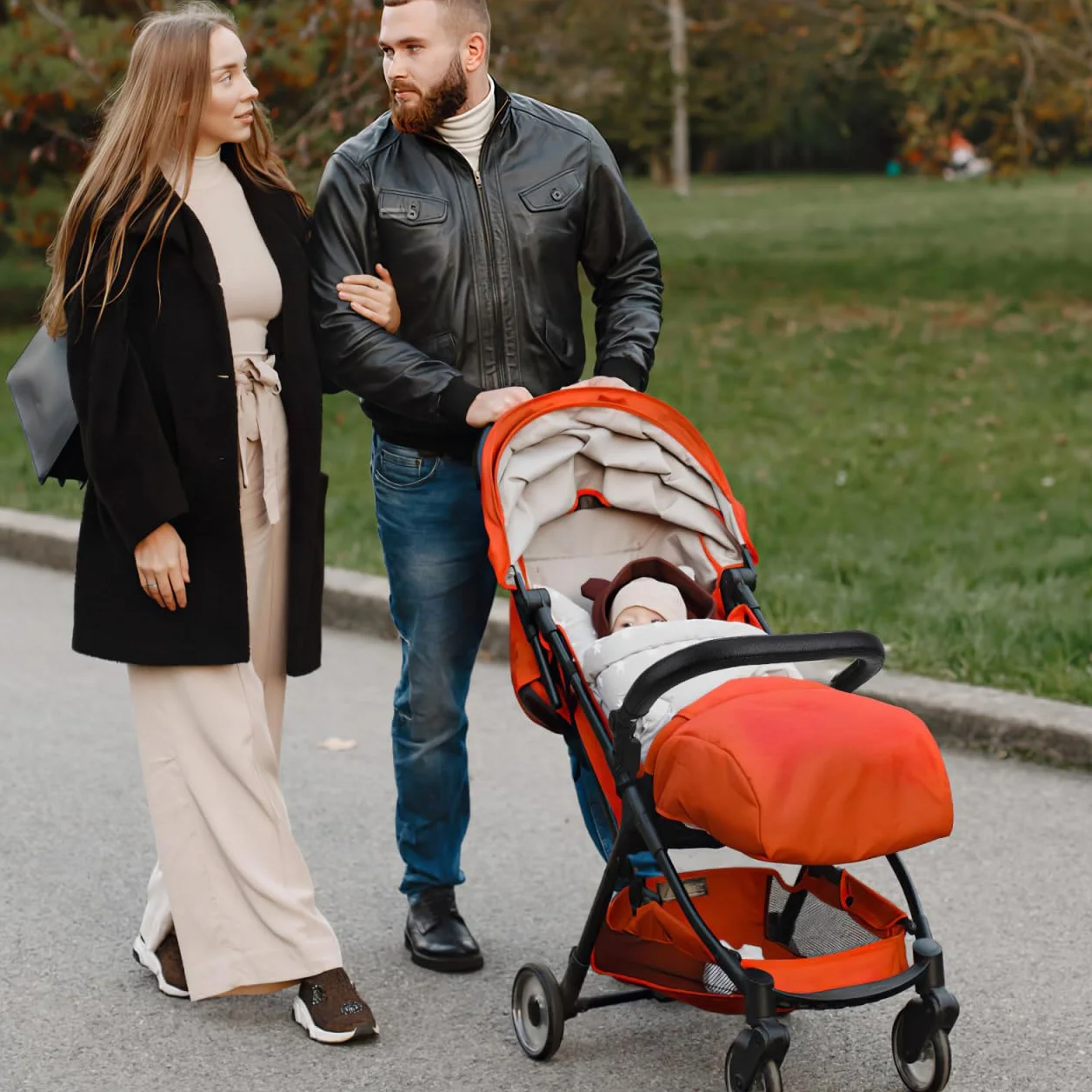 Barra Paraurti Passeggino Universale in Pelle Pu E Tubo Di Ferro Rinforzato Maniglione Regolabile E Rimovibile Per Accessori Passeggini Fino a 25 Kg Protezione E Comfort Per Bambini