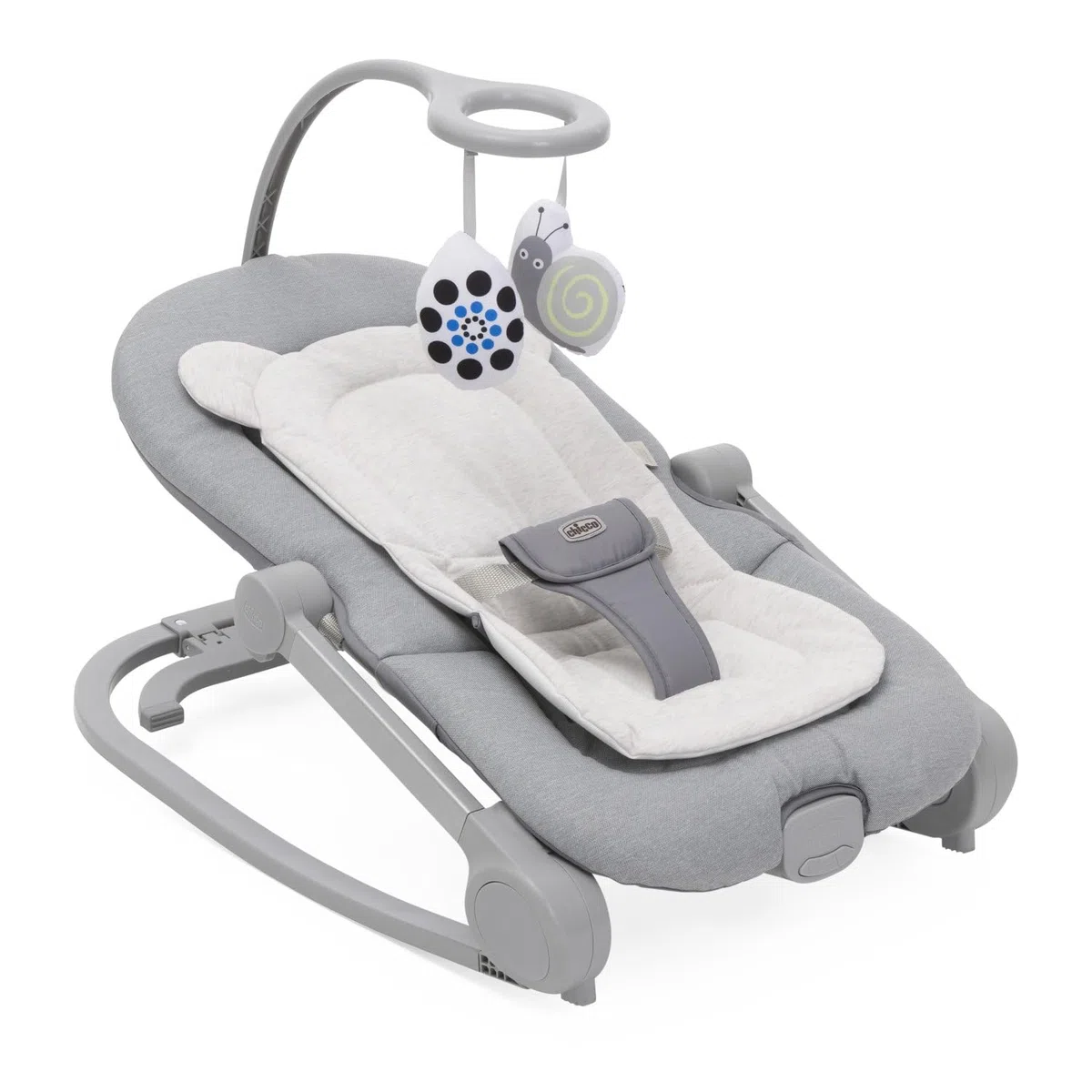 Chicco Sdraietta Mia 2in1, Sdraietta Neonato e Prima Sedia, Riduttore in Cotone Biologico, Barra Gioco Reversibile, Musica e Vibrazione, Modalità Dondolo o Fissa, Da 0 mesi a 18 kg