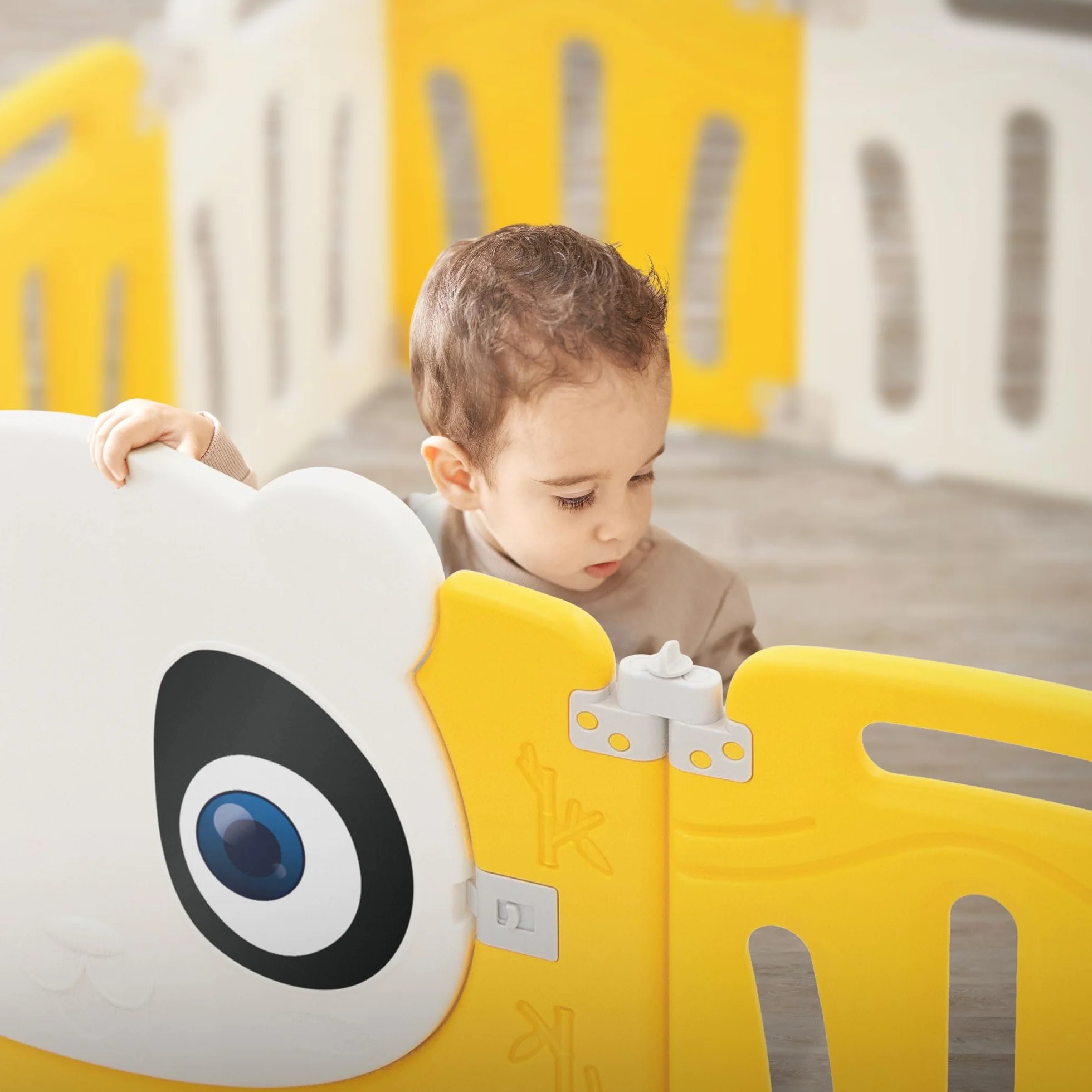 Joyz Box Bambini 120x120 cm Pieghevole Design Panda Bianco/Giallo Cancelletto con Porta e Orologio Didattico Recinto in Plastica per Interni/Esterni Cancelletto per l’Esplorazione dei Neonati