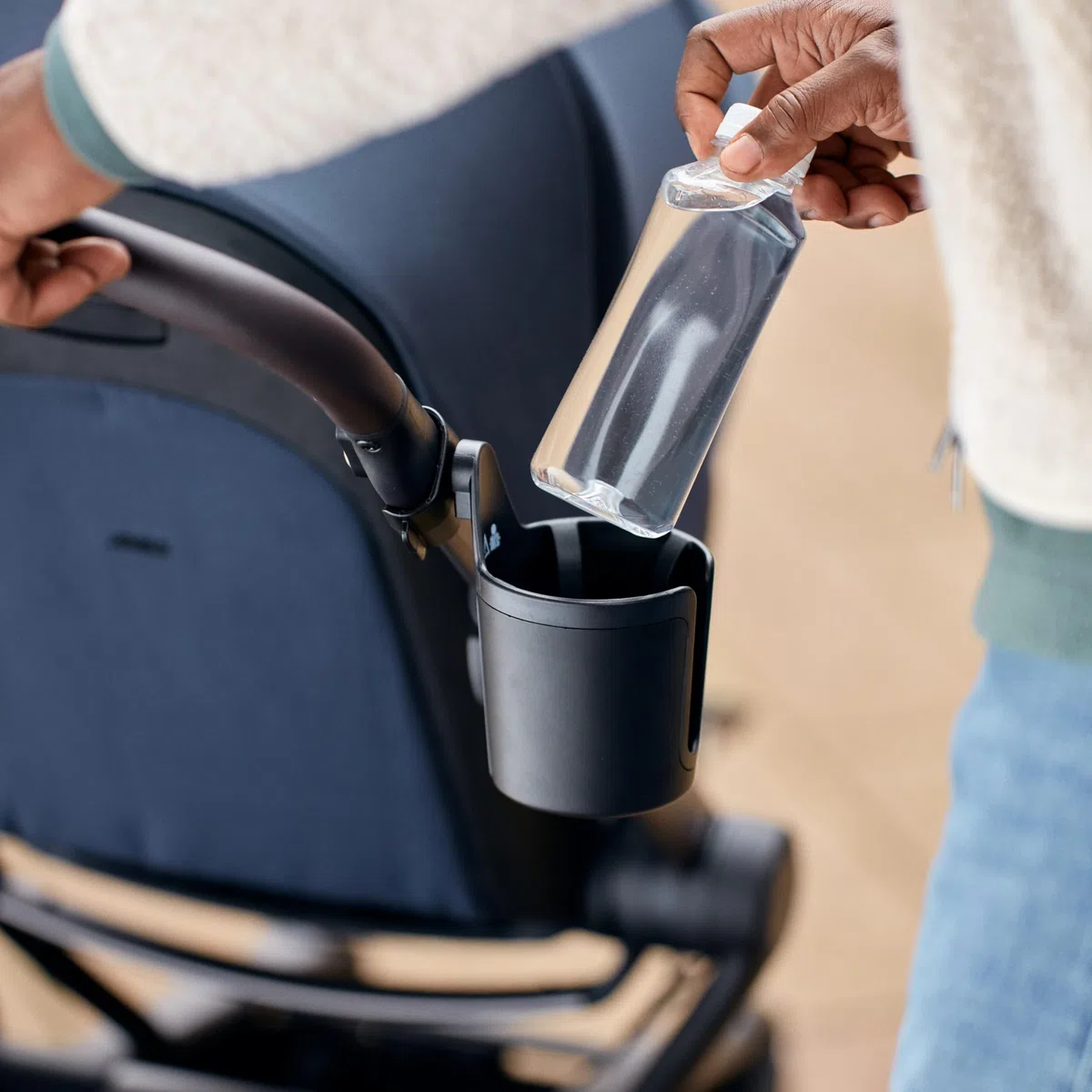 Joolz - Portabicchieri - Accessorio per il tuo passeggino - Facile da montare - Rimani idratato - Ideale per i viaggi - Un accessorio indispensabile - Semplice da regolare - No Spill - Nero (nero)
