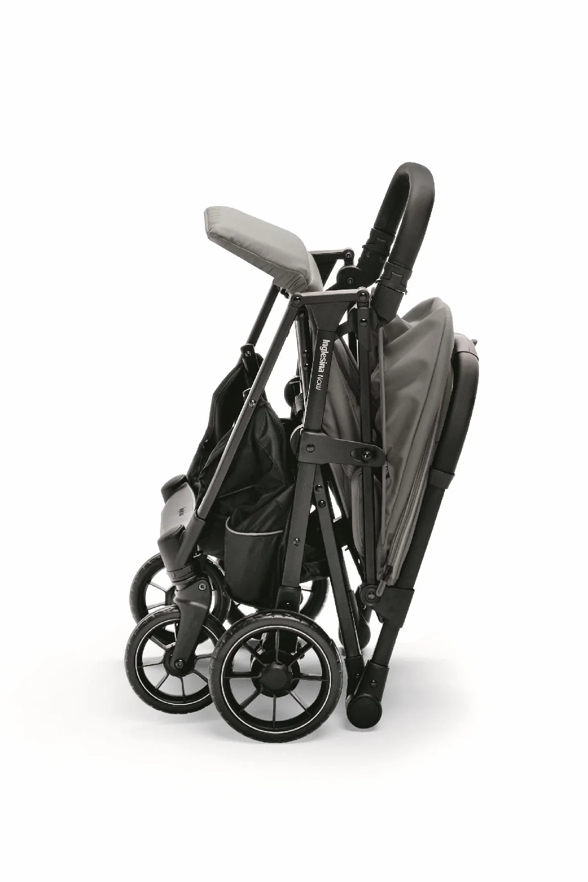 Inglesina NOW Passeggino Compatto Leggero 7,2 kg, Chiusura Automatica One Touch, Reclinabile 170°, Capotta UPF 50+, dalla Nascita fino a 22 kg, Snap Grey
