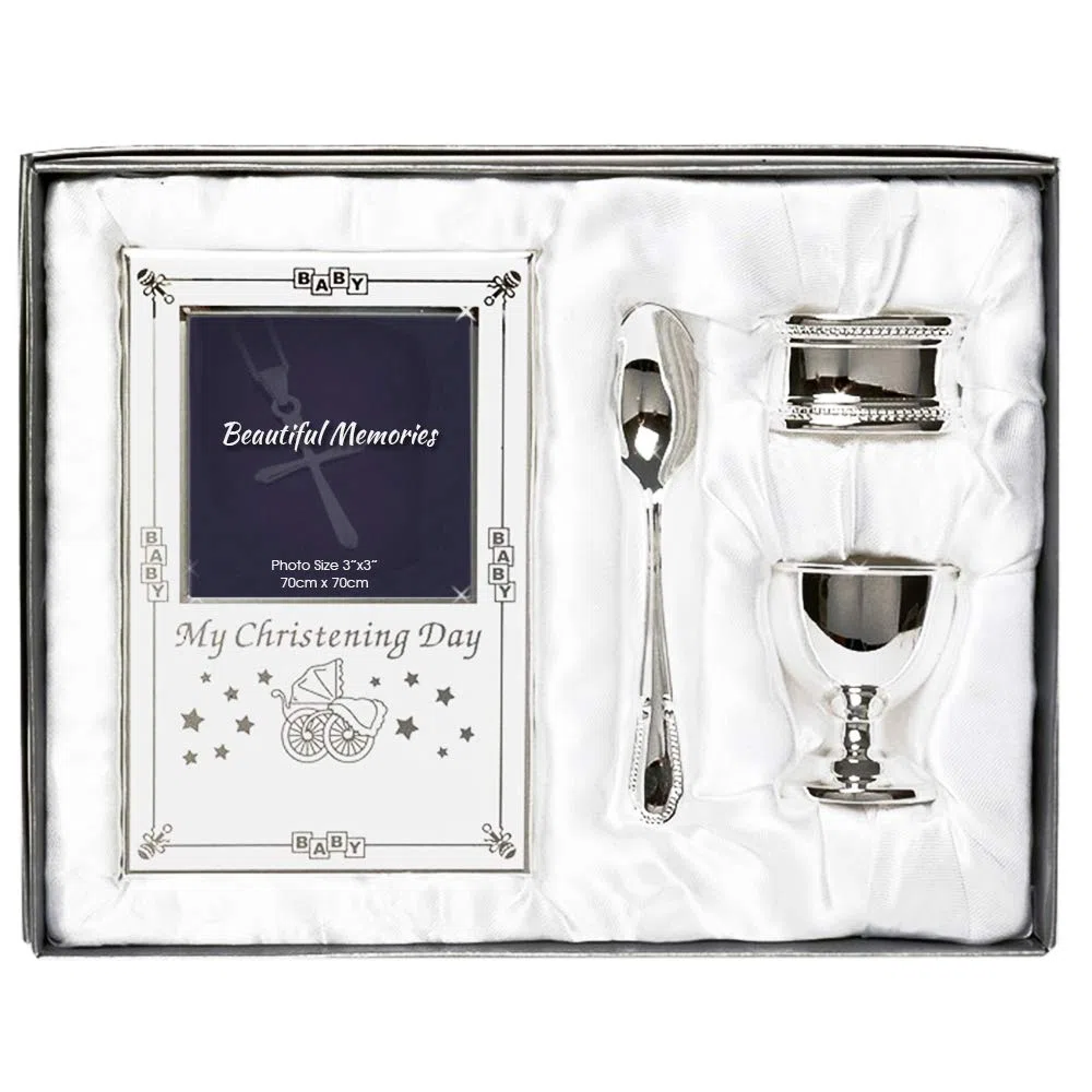Bellissimo set regalo per battesimo placcato in argento, 4 pezzi, include portauovo, cucchiaio, cornice per foto del bambino, portatovaglioli in confezione regalo