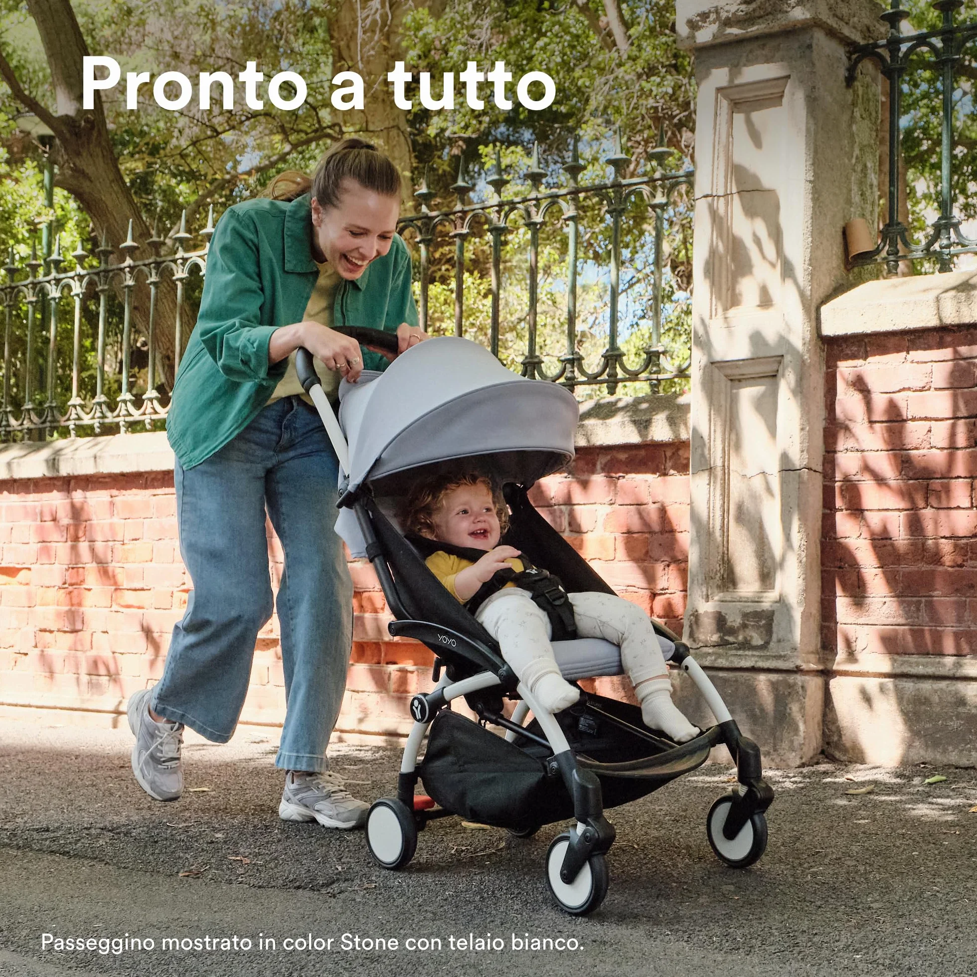 Passeggino Stokke YOYO3 6 mesi Telaio Bianco Cuscino Seduta Toffee Capottina Leggero Compatto Bagaglio a Mano