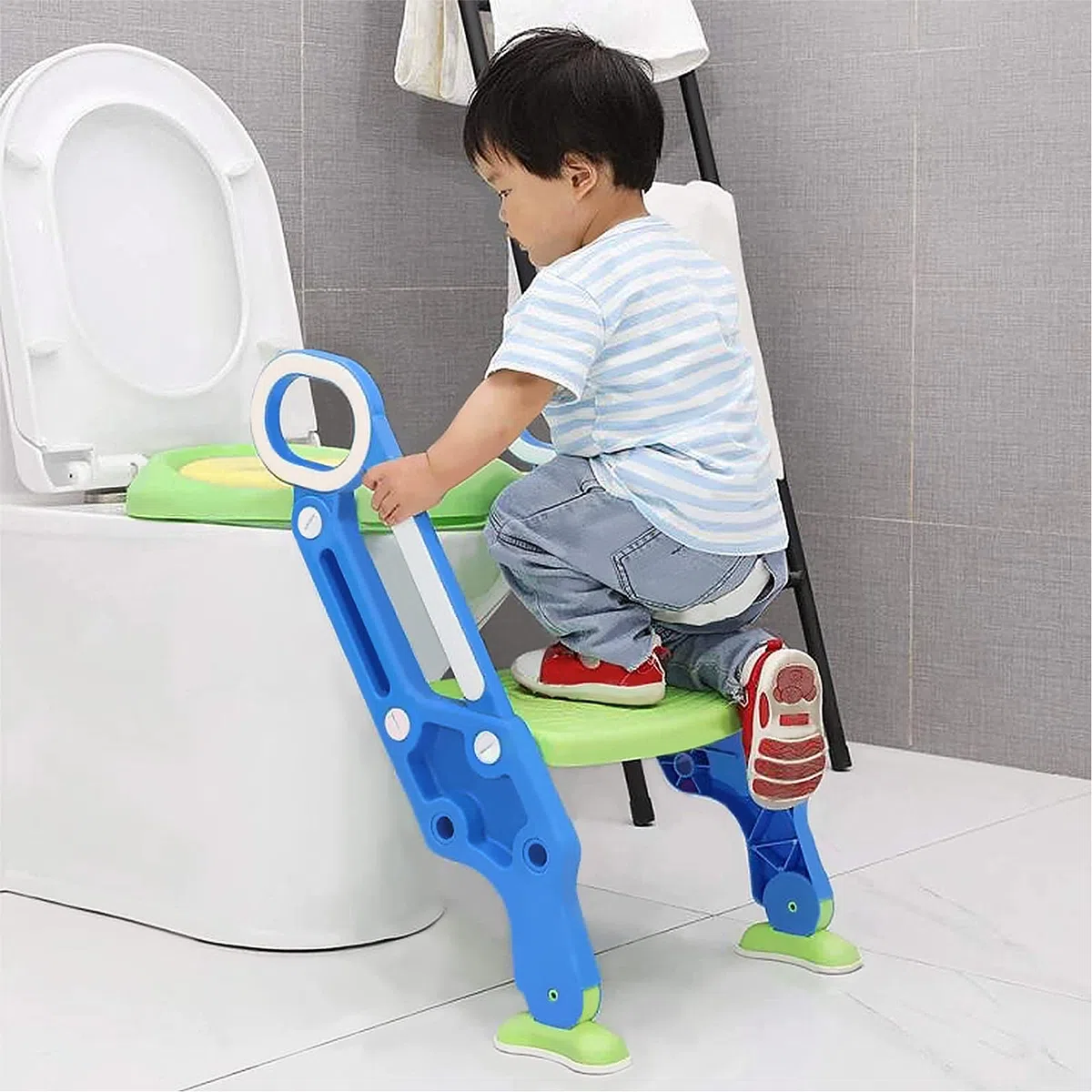 NAIZY Sedia da WC per Bambini con Scala Pieghevole, Regolabile in Altezza, Cuscino Imbottito in PU e Maniglie, Adatta a Bambini da 1 a 7 Anni, Blu e Verde